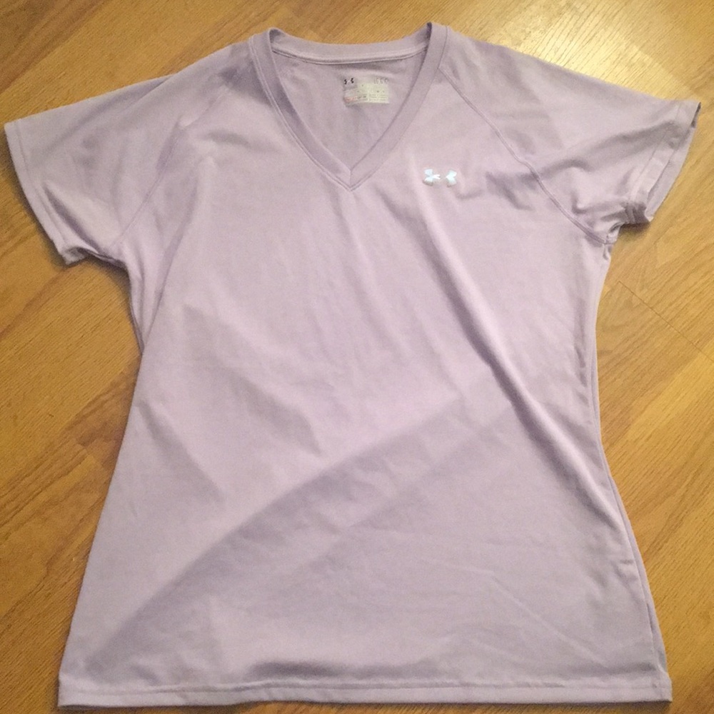 Lavender under armour workout tee!